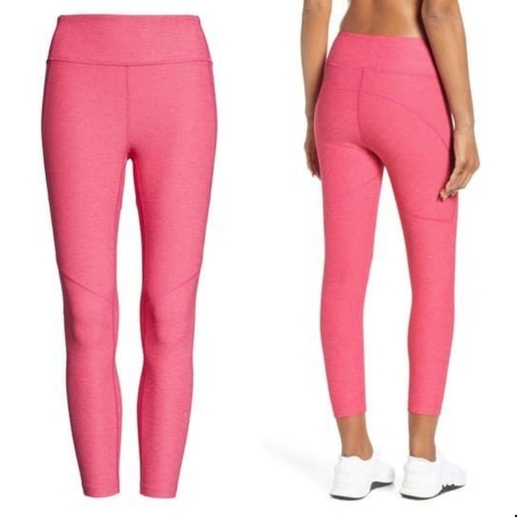 NWT Outdoor Voices
Warm-Up Crop Leggings - Picture 1 of 9